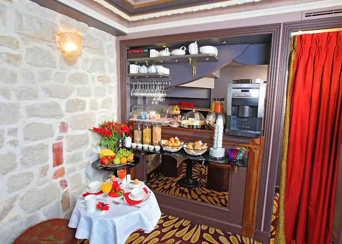 Hotel Du Beaumont Parijs